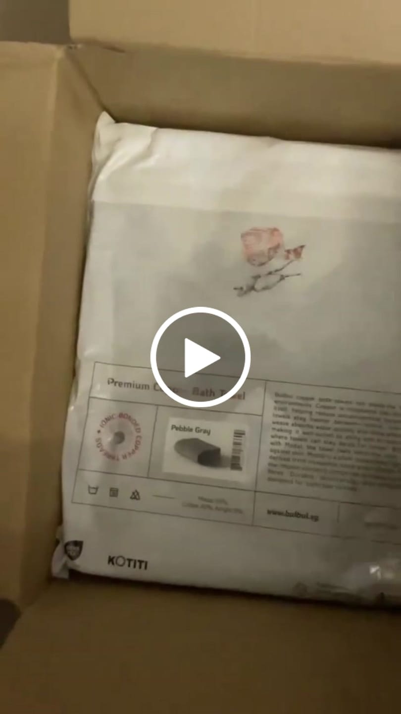 Customer video review of Premium Copper Bath Towel | Antibacterial