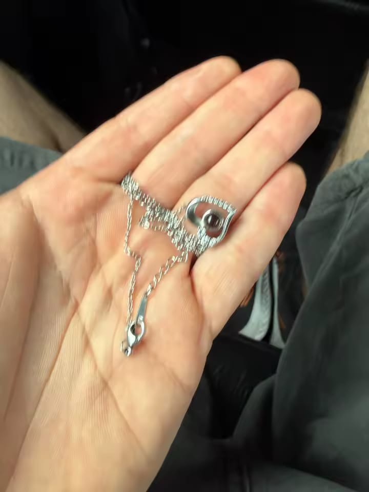 Customer photo review of To My Beautiful Wife - Believe in Yourself - Love Knot Necklace