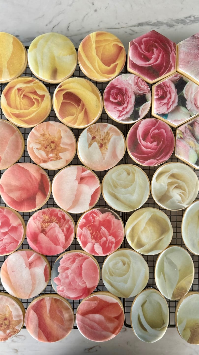 Customer photo review of 12 x 6.35 cm Round Standard Cookie Edible Icing Images