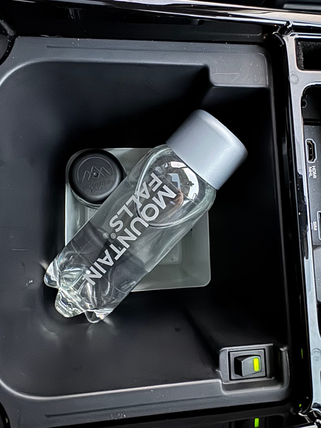 Customer photo review of Signature PET 330ml - Sparkling Mineral Water