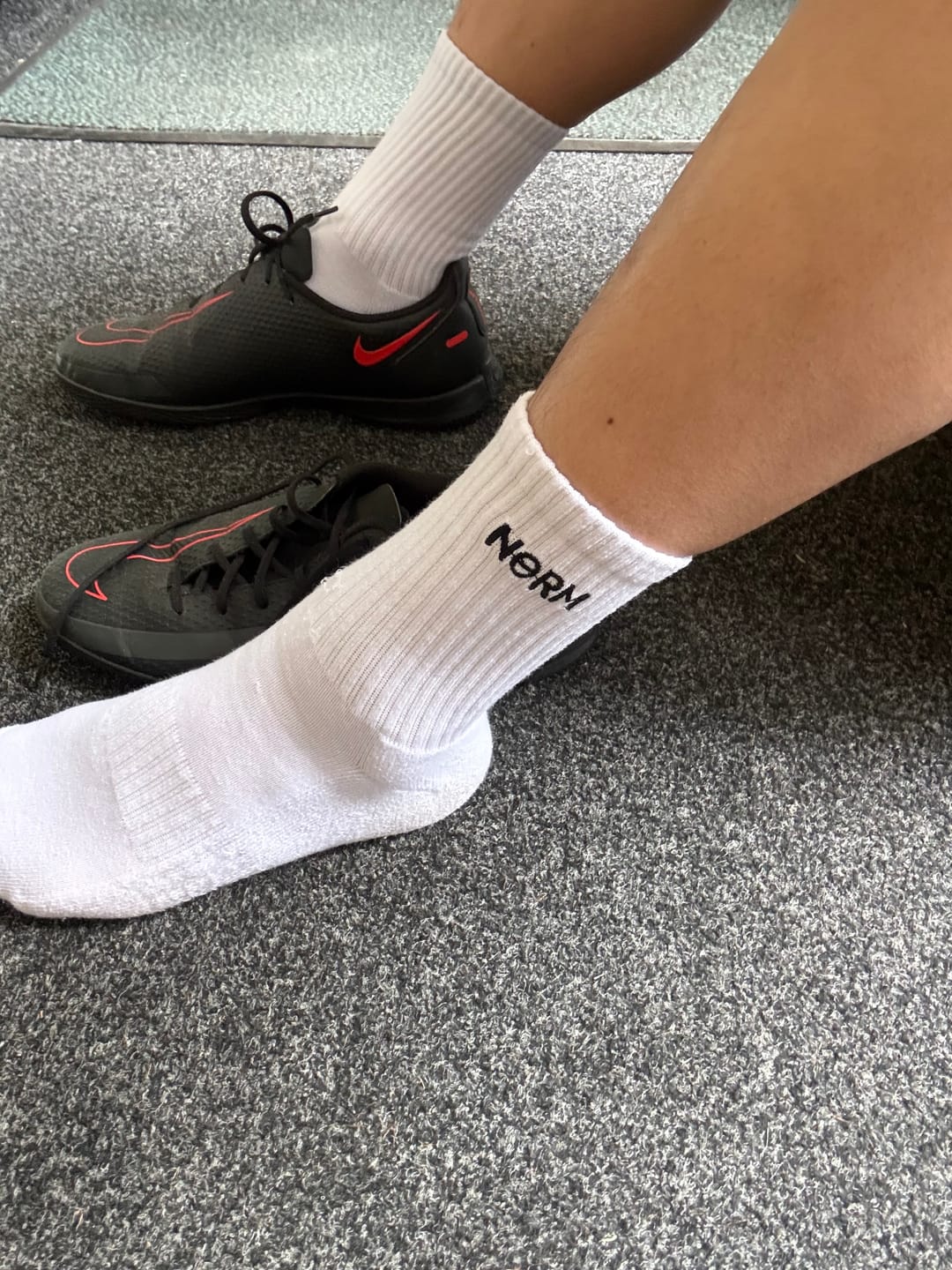 Customer photo review of Signature Crew Sock