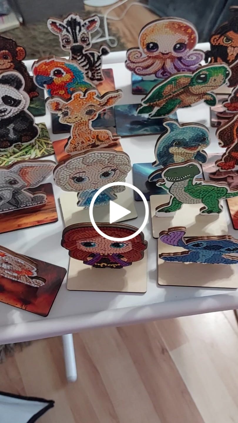 Customer video review of Kitten Crystal Art Wildlife Buddies