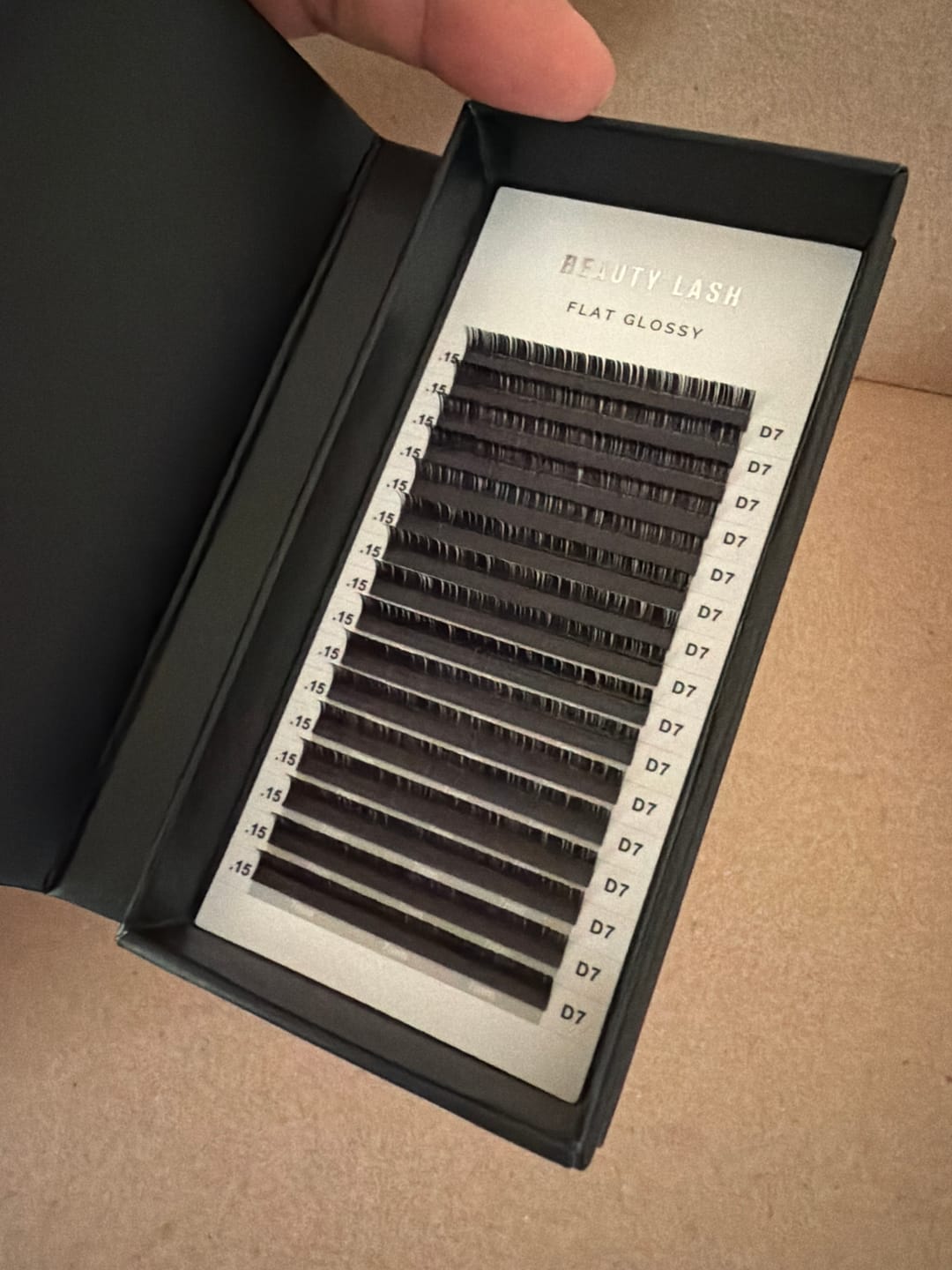 Customer photo review of Flat Glossy Lashes