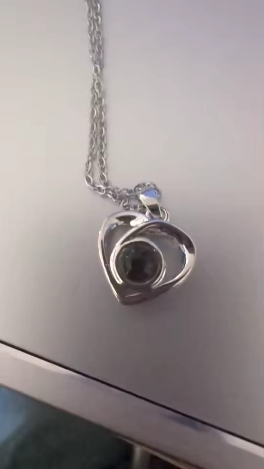 Customer photo review of To My Beautiful Wife - Believe in Yourself - Love Knot Necklace