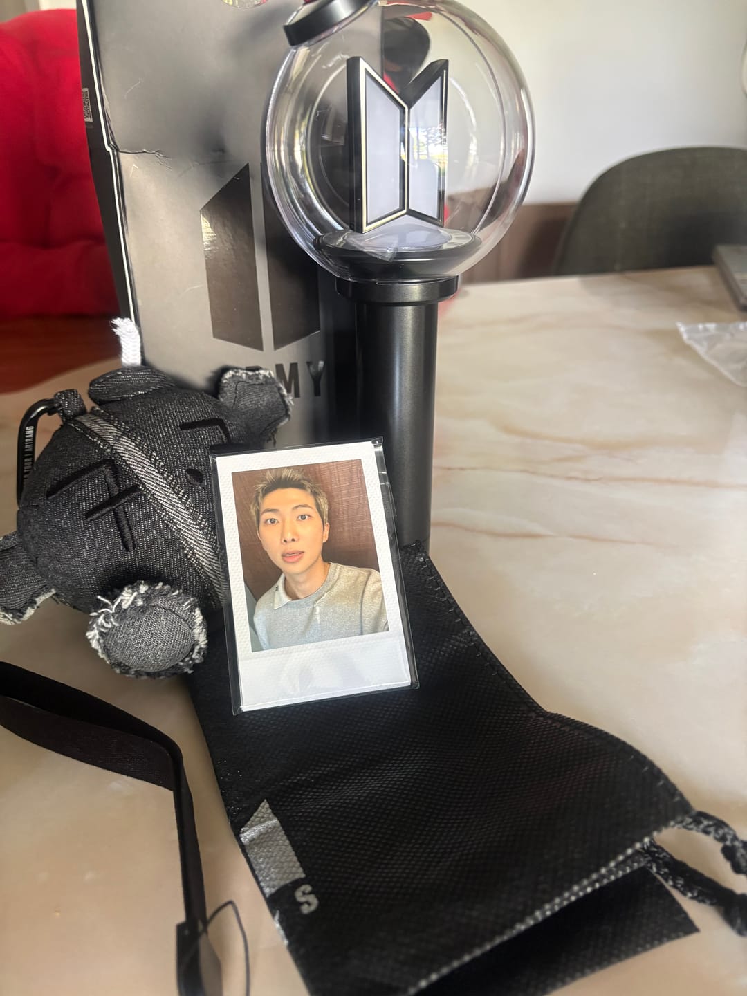 Customer photo review of K-POP BLIND RANDOM PHOTOCARD