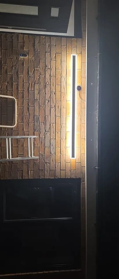 Customer photo review of United Linear LED Outdoor Wall Light, 60–240cm, Dimmable RGB & Warm White