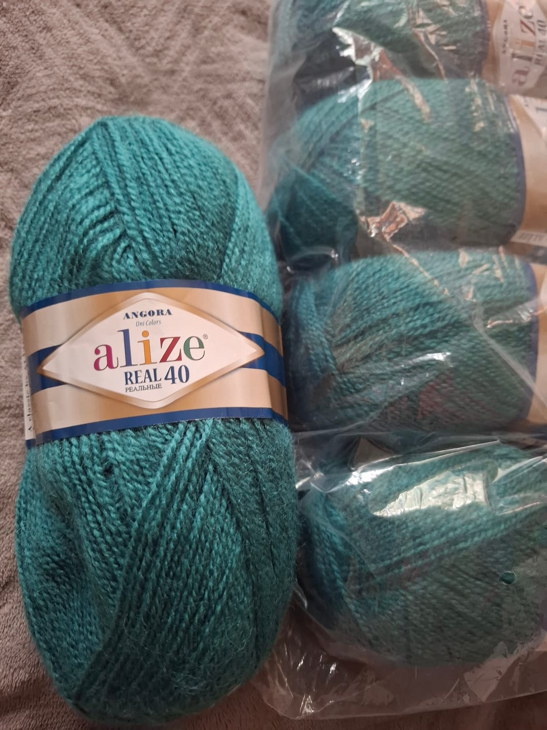 Customer photo review of Alize Angora Real 40