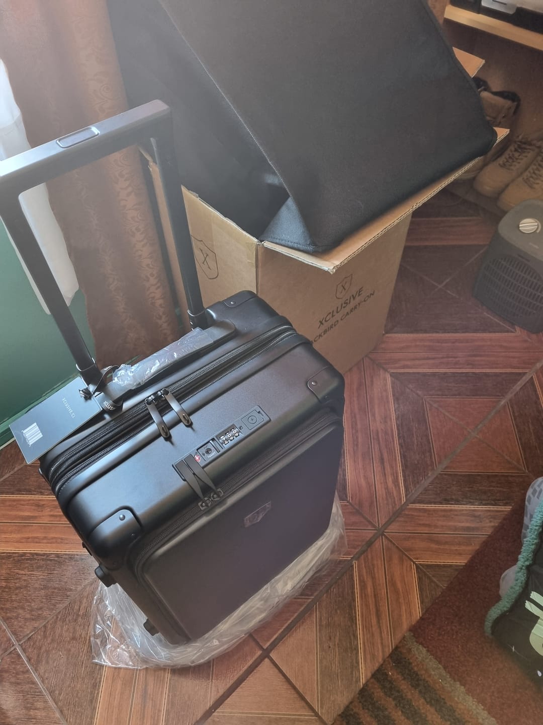 Customer photo review of Blackbird Carry On