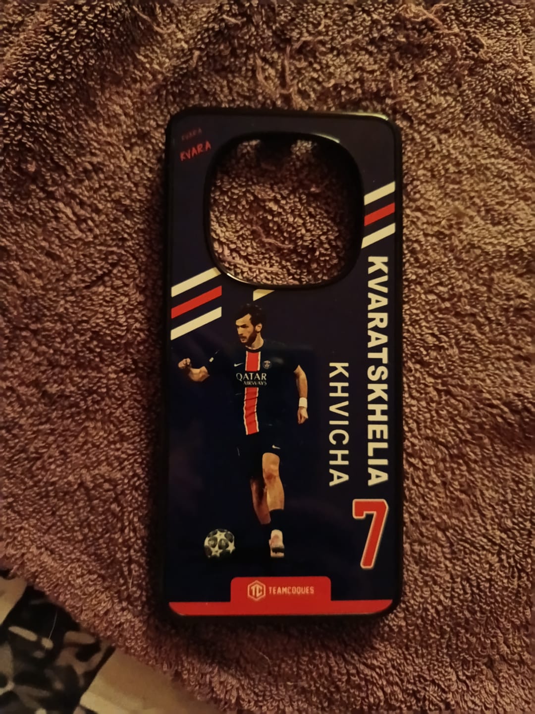 Customer photo review of Coque joueur KHVICHA KVARATSKHELIA KVARA PARIS - TEAMCOQUES