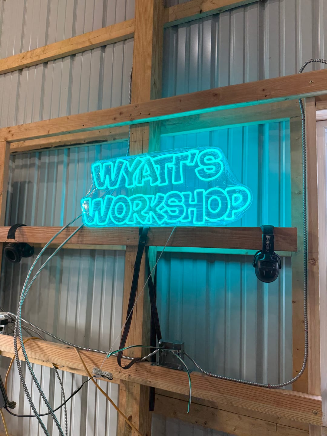 Customer photo review of Custom Neon: Wyatt’s Worksho...