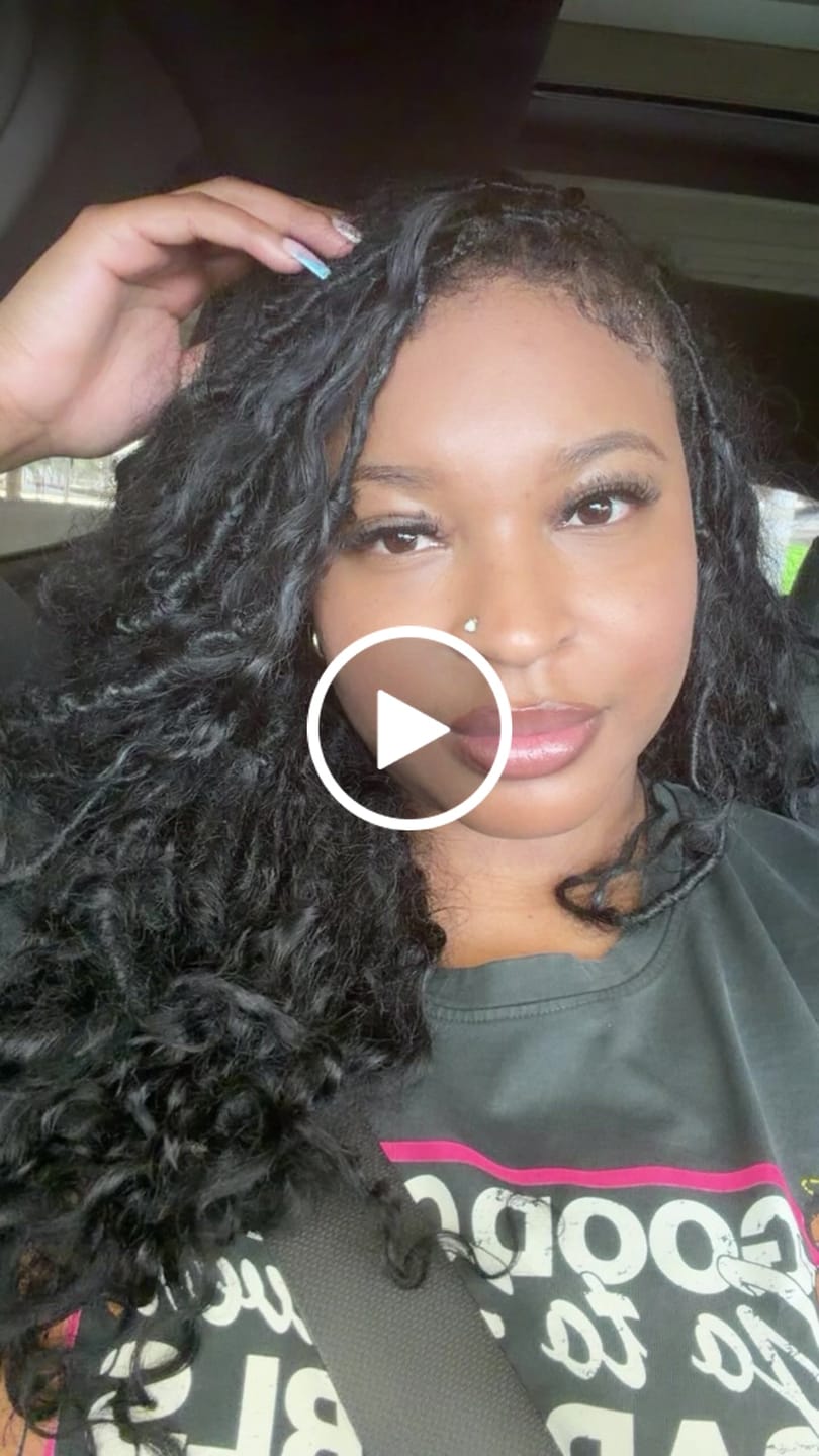 Customer video review of BAD GIRLS VINTAGE TEE