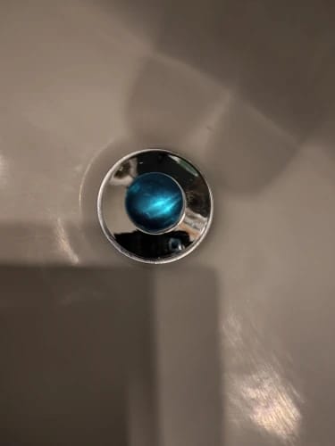 Customer photo review of Calviro SafeCatch™ Wastafelstop