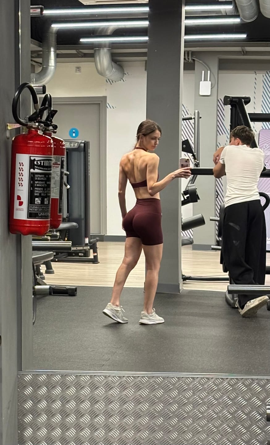 Customer photo review of Shorts All Up Merlot