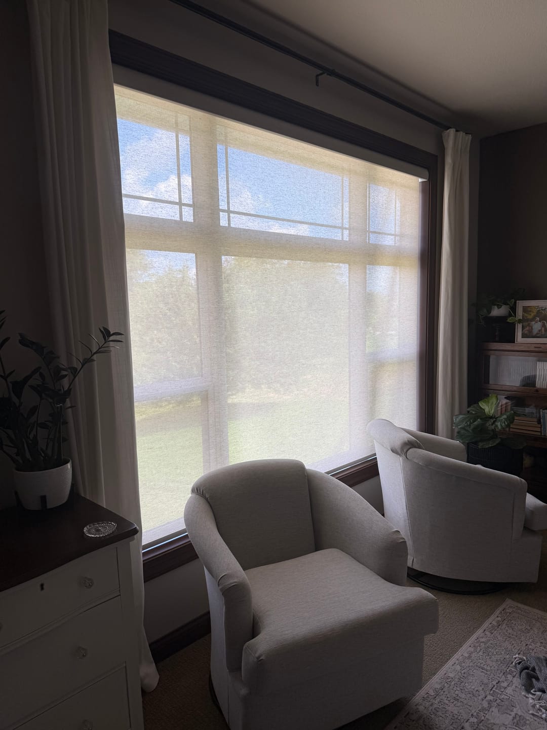 Customer photo review of SmartWings Motorized Light Filtering Linen Solar Shades 5% Openness Dune