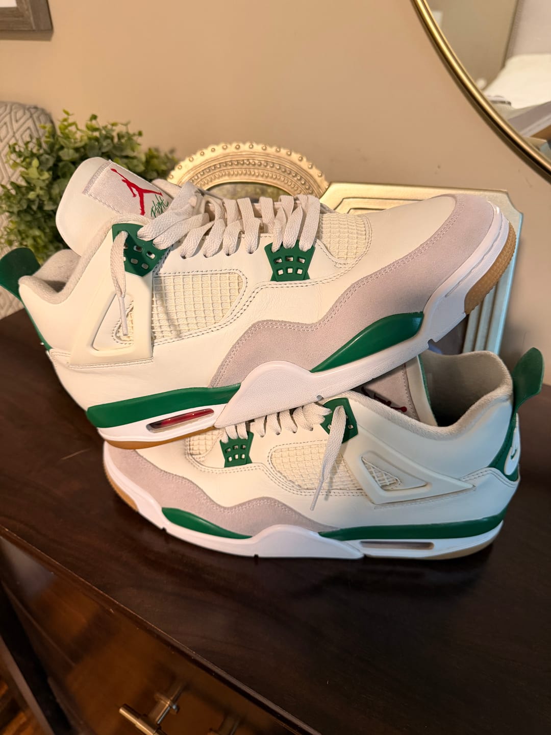 Customer photo review of Jordan 4 Retro SB "Pine Green" (PreOwned) (No Box)