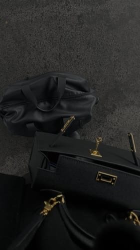 Customer photo review of LONDON BAG
