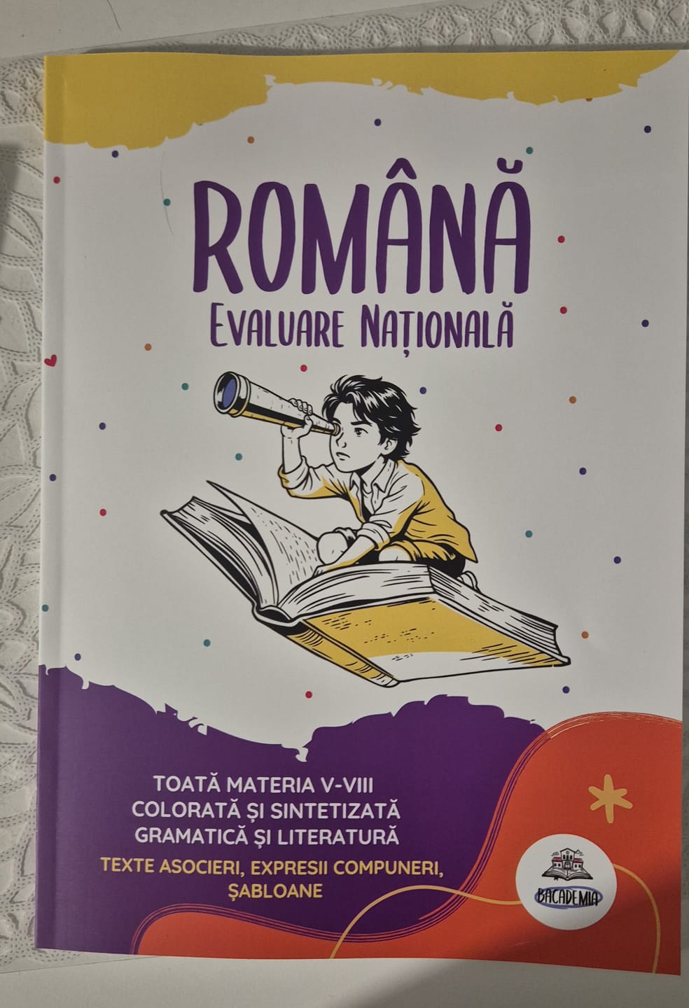 Customer photo review of Carte Română Evaluare Națională - Bacademia (Toată Materia V-VIII: Gramatică și Literatură)