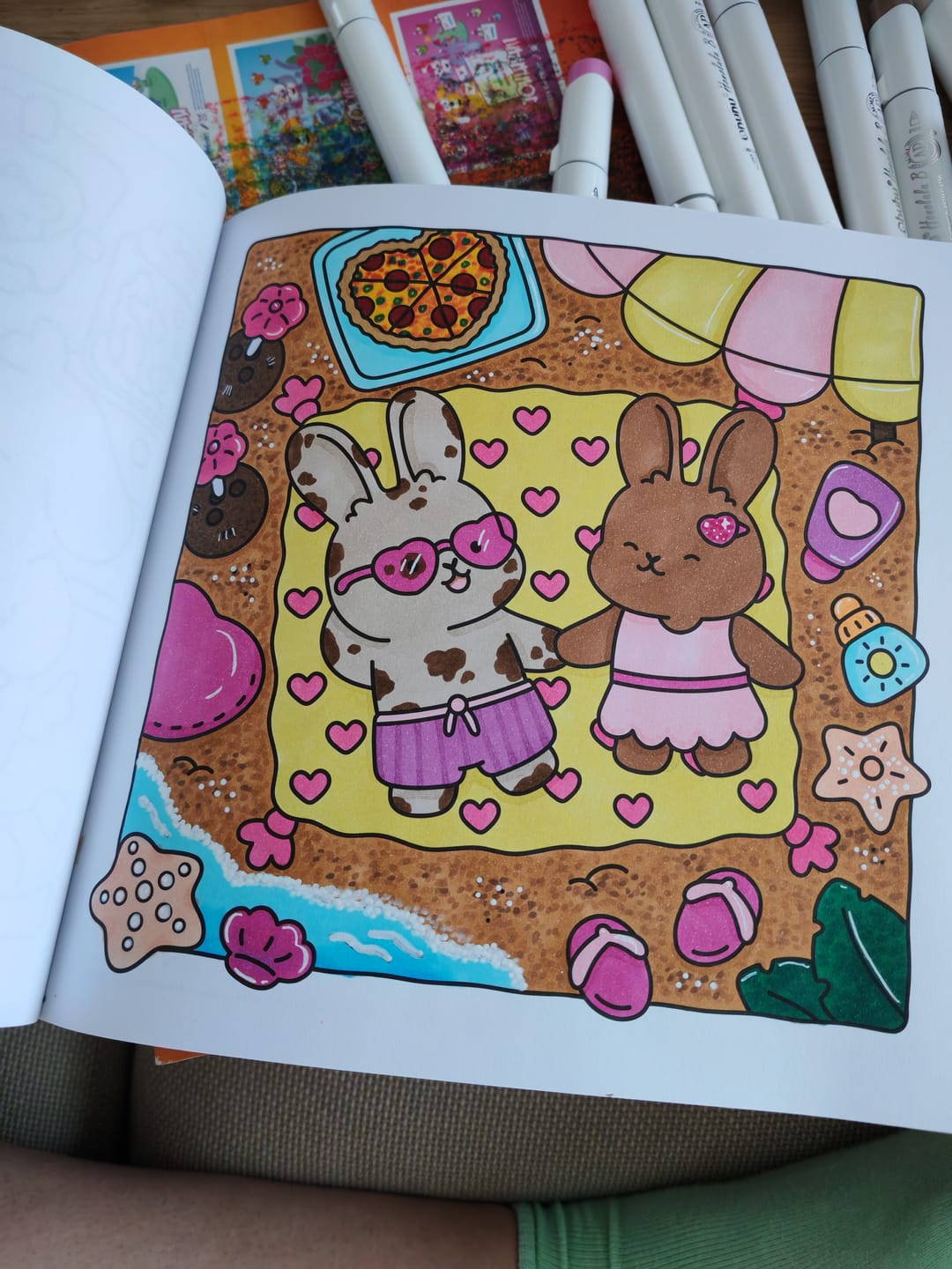 Customer photo review of Ohuhu Honolulu 48 Mid-tone Colors Dual Tips Alcohol Art Markers (New Color Codes)