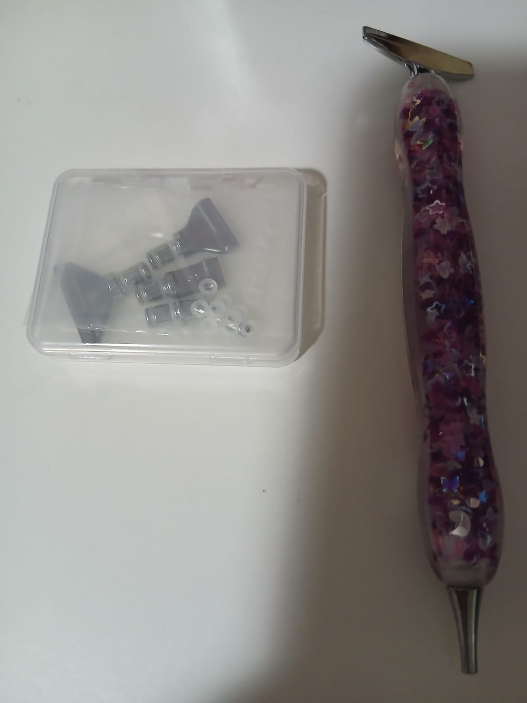 Customer photo review of Luminous Diamond Painting Pen with 6 Replaceable Tips