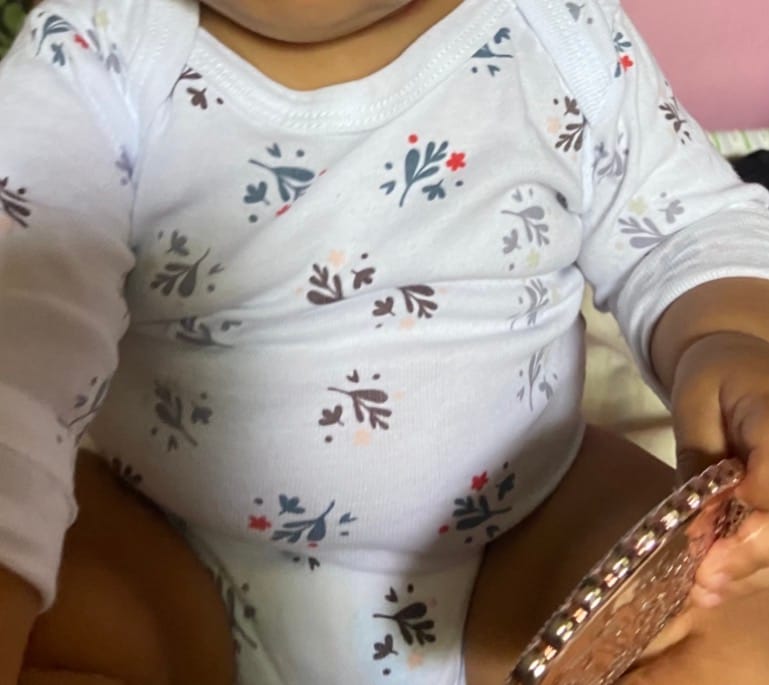 Customer photo review of Set 3 Piezas para Bebé Niña | Flores Delicadas y Comodidad Todo el Día