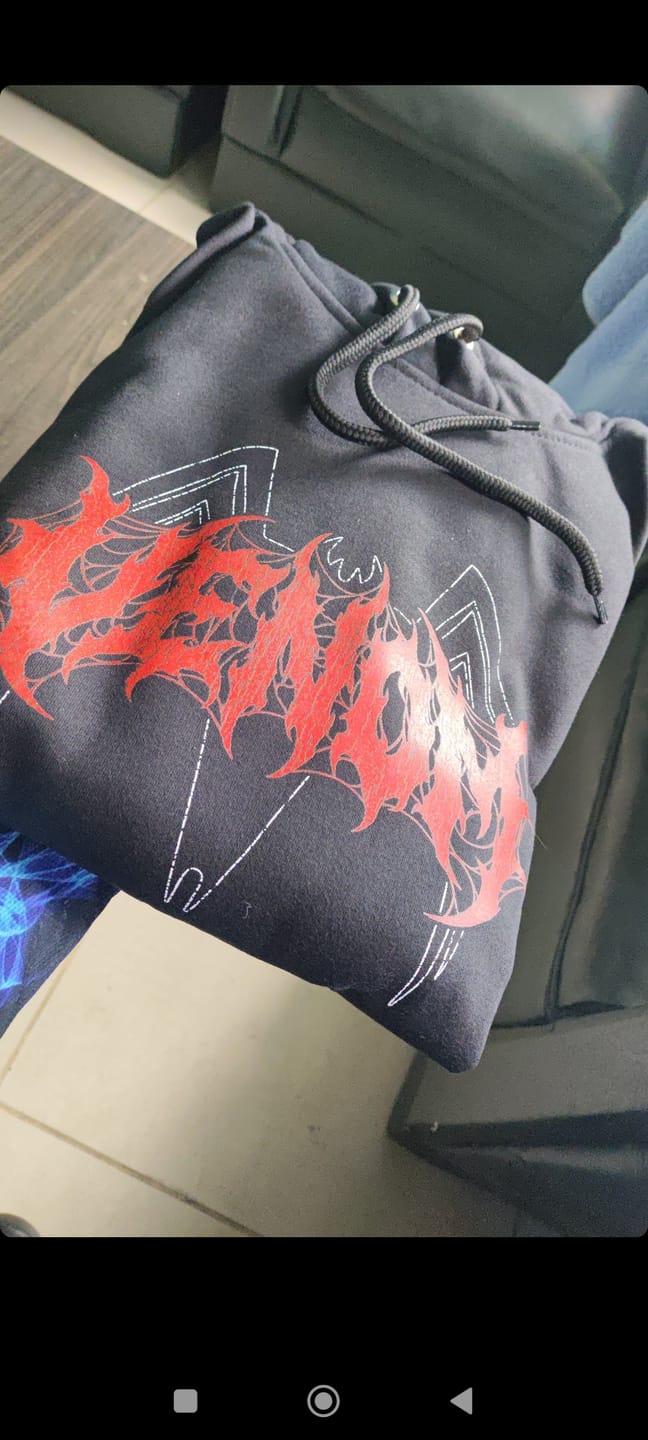 Customer photo review of Venom