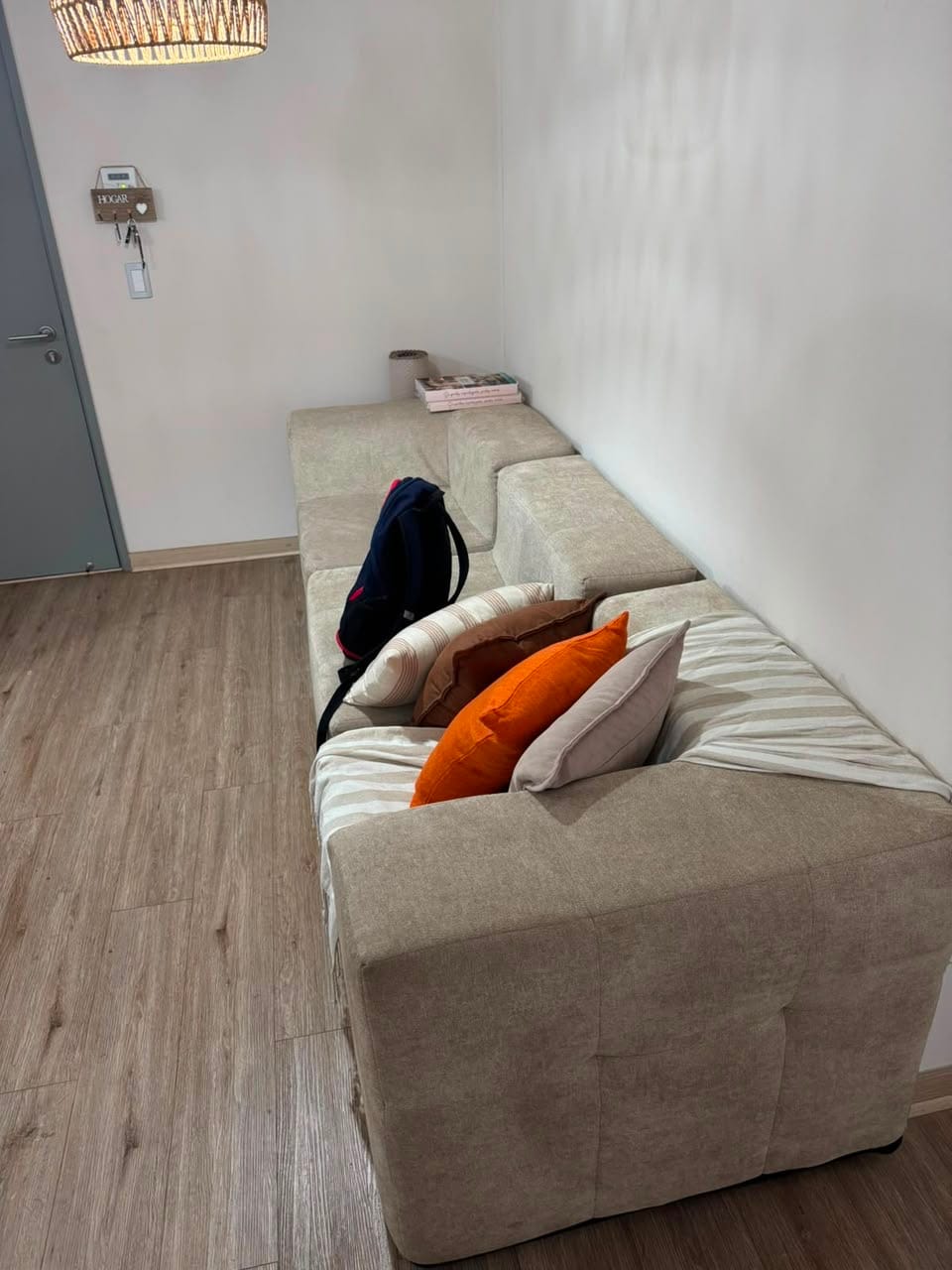 Customer photo review of Sofá modular Bold 3 plazas con 2 reposabrazos y pouf