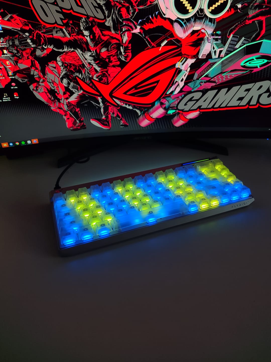 Customer photo review of FLYDIGI FS68 Klavye (Manyetik Switch / HE)