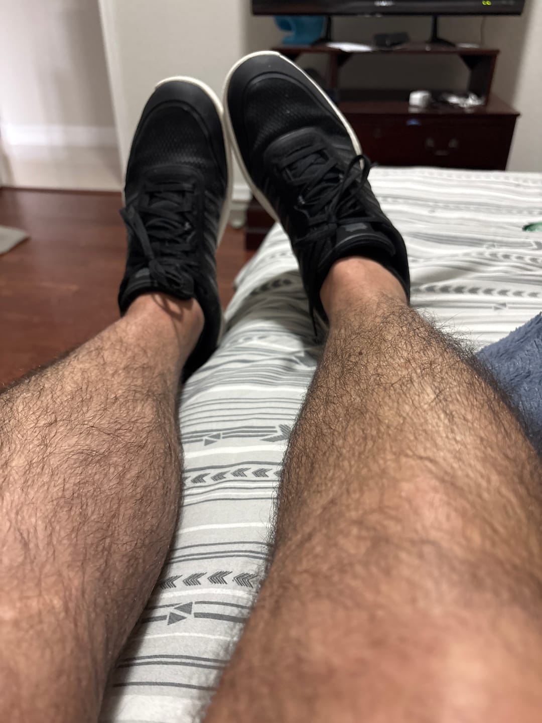 Customer photo review of 04405-013-M | ULTRA COURT | BLACK/SNOW WHITE/ASPHALT