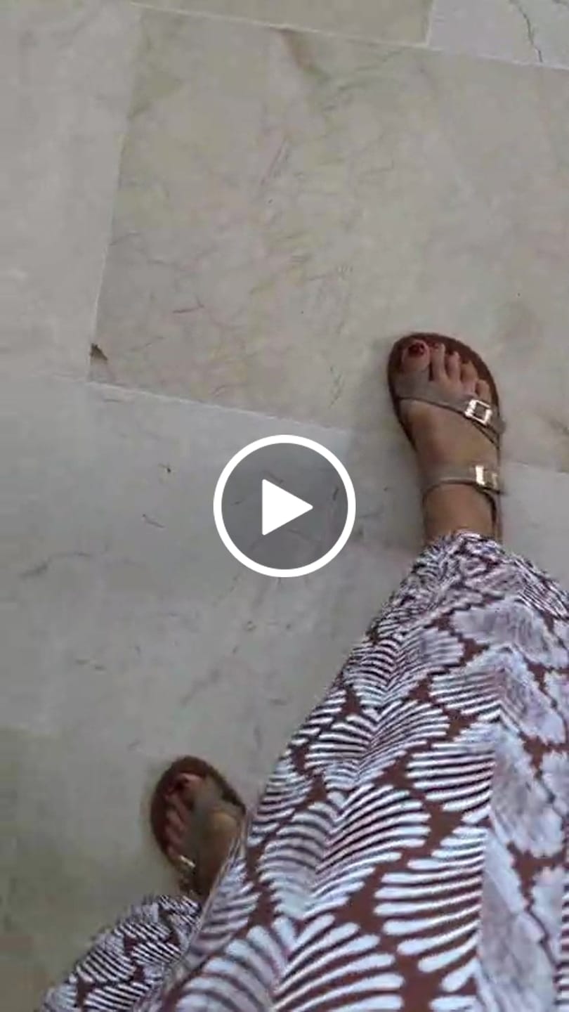 Customer video review of Glow II - Barefoot Sandalias