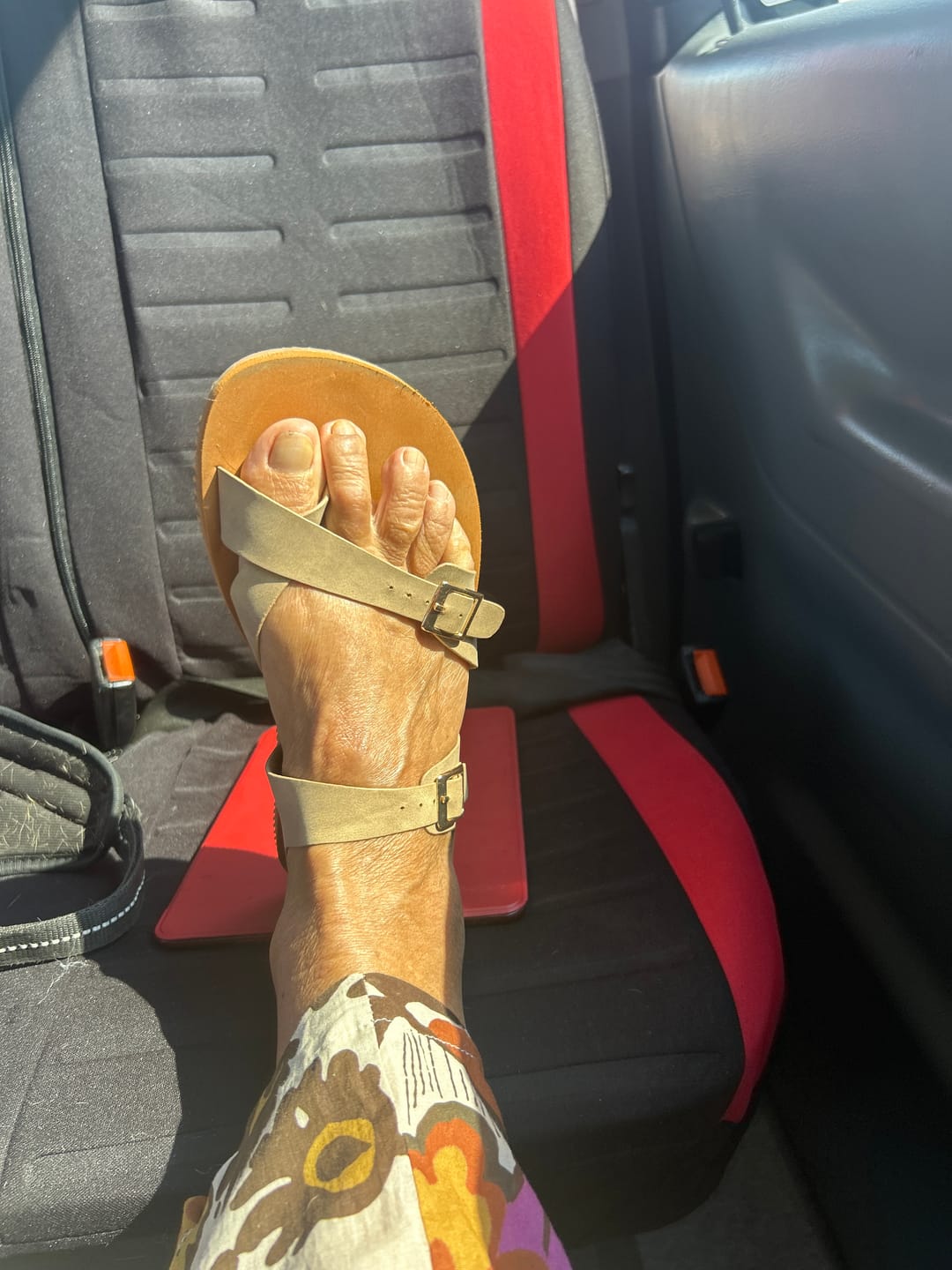Customer photo review of Glow II - Sandali barefoot