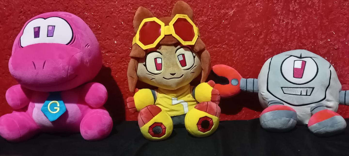 Customer photo review of Gameoverse Plush Bundle