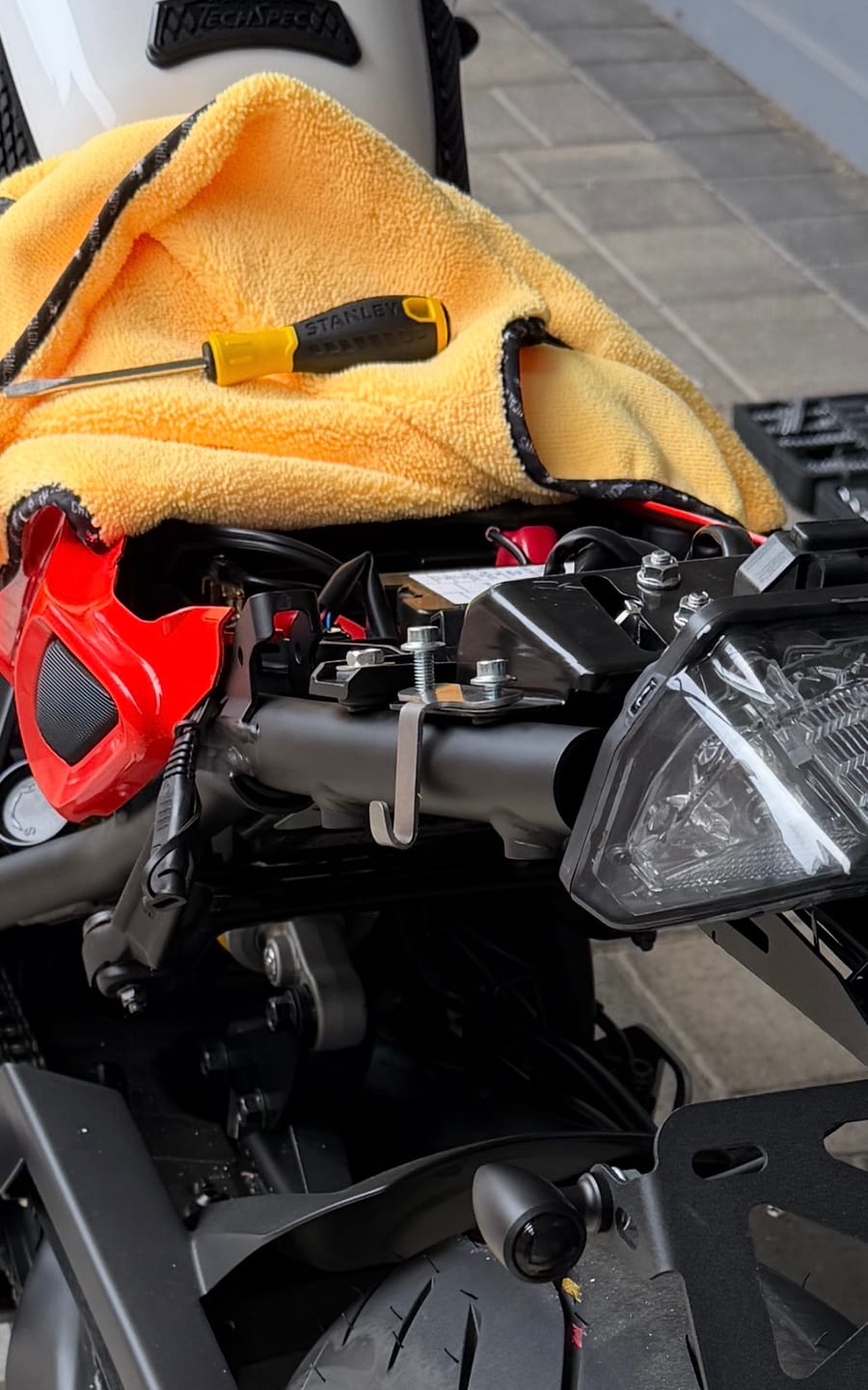 Customer photo review of XSR900 Helmet Hook (lock) 2022-2026