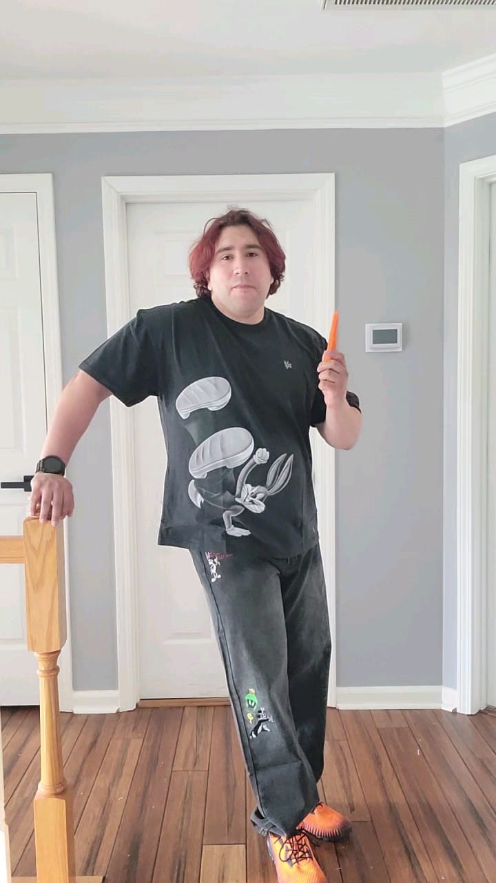 Customer photo review of 4291 - Looney Tunes Vintage Tees