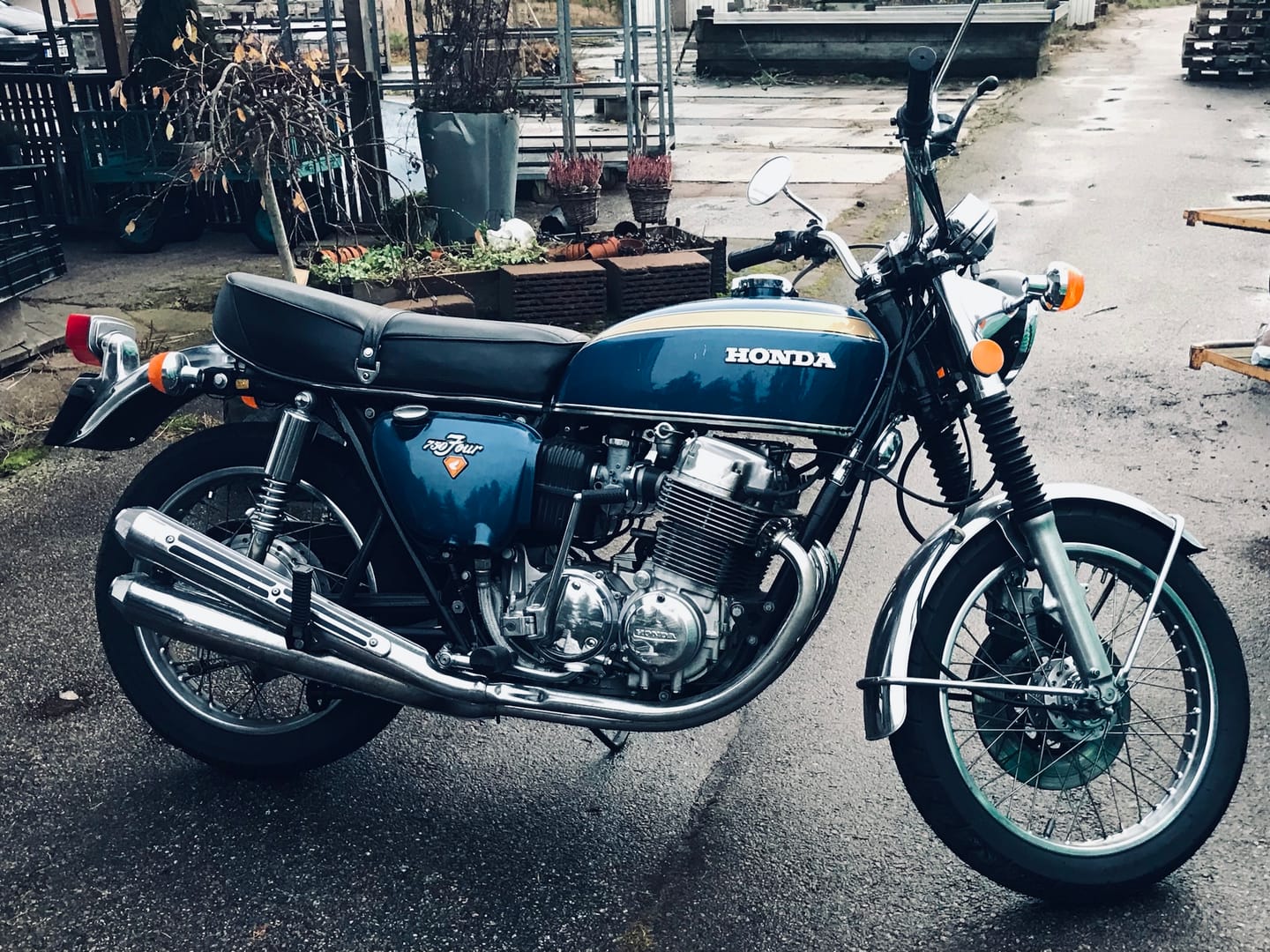 Customer photo review of VintageCB750 Logo Patch ~ 4 x 1 in.