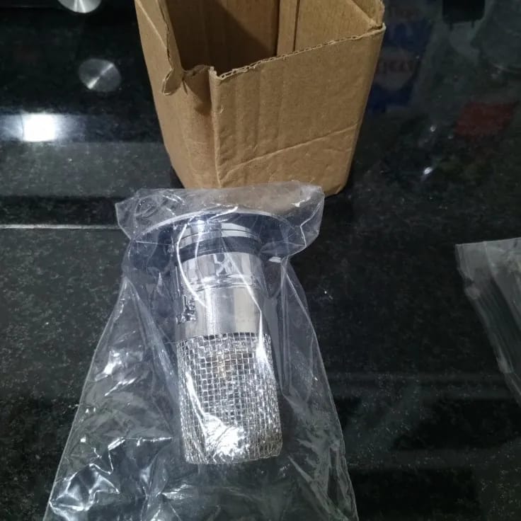 Customer photo review of Calviro SafeCatch™ Wastafelstop