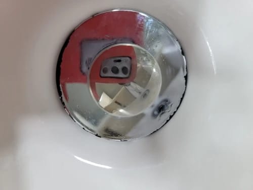 Customer photo review of Calviro SafeCatch™ Wastafelstop