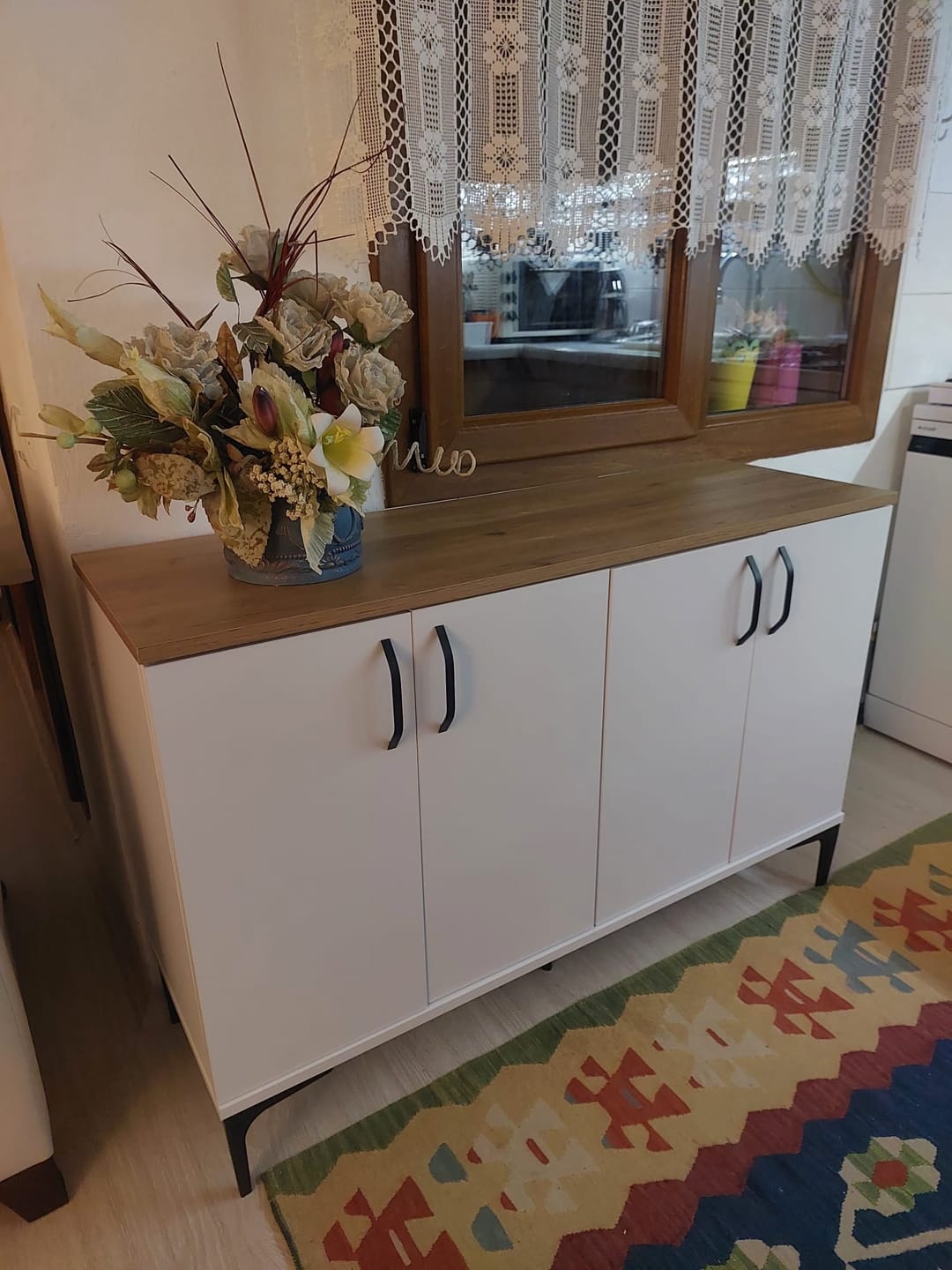 Customer photo review of Rani JE162 Kahve Köşesi Çok Amaçlı Dolap 4 Kapaklı Kiler Mutfak Dolabı Beyaz - Sepet Ceviz