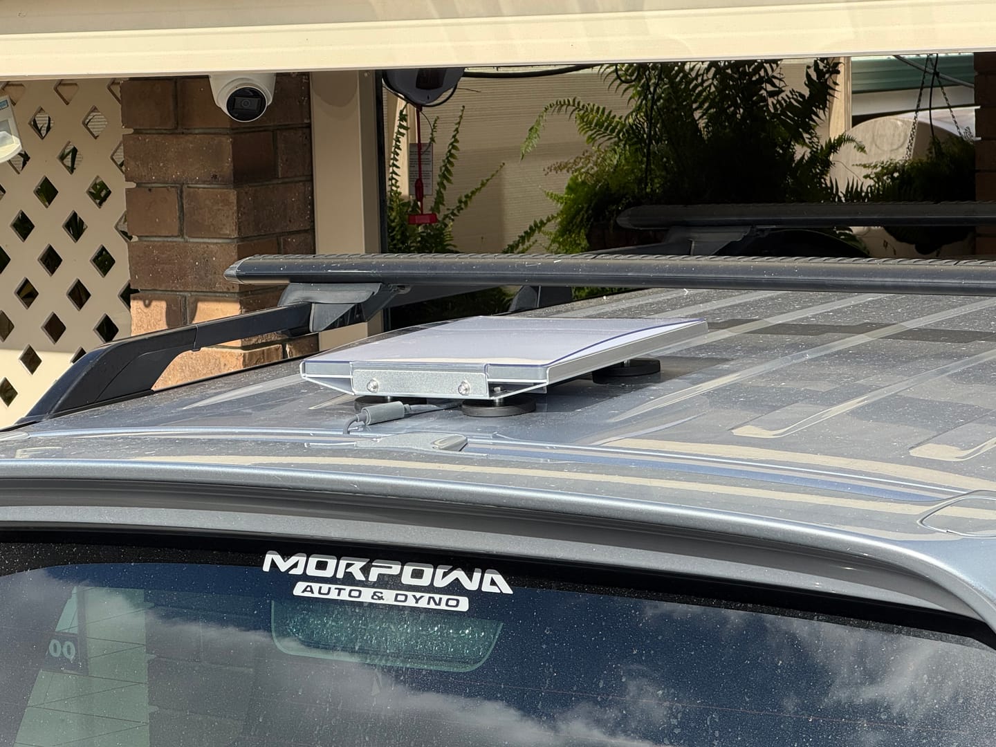 Customer photo review of NomadLink Magnetic Roof Mount