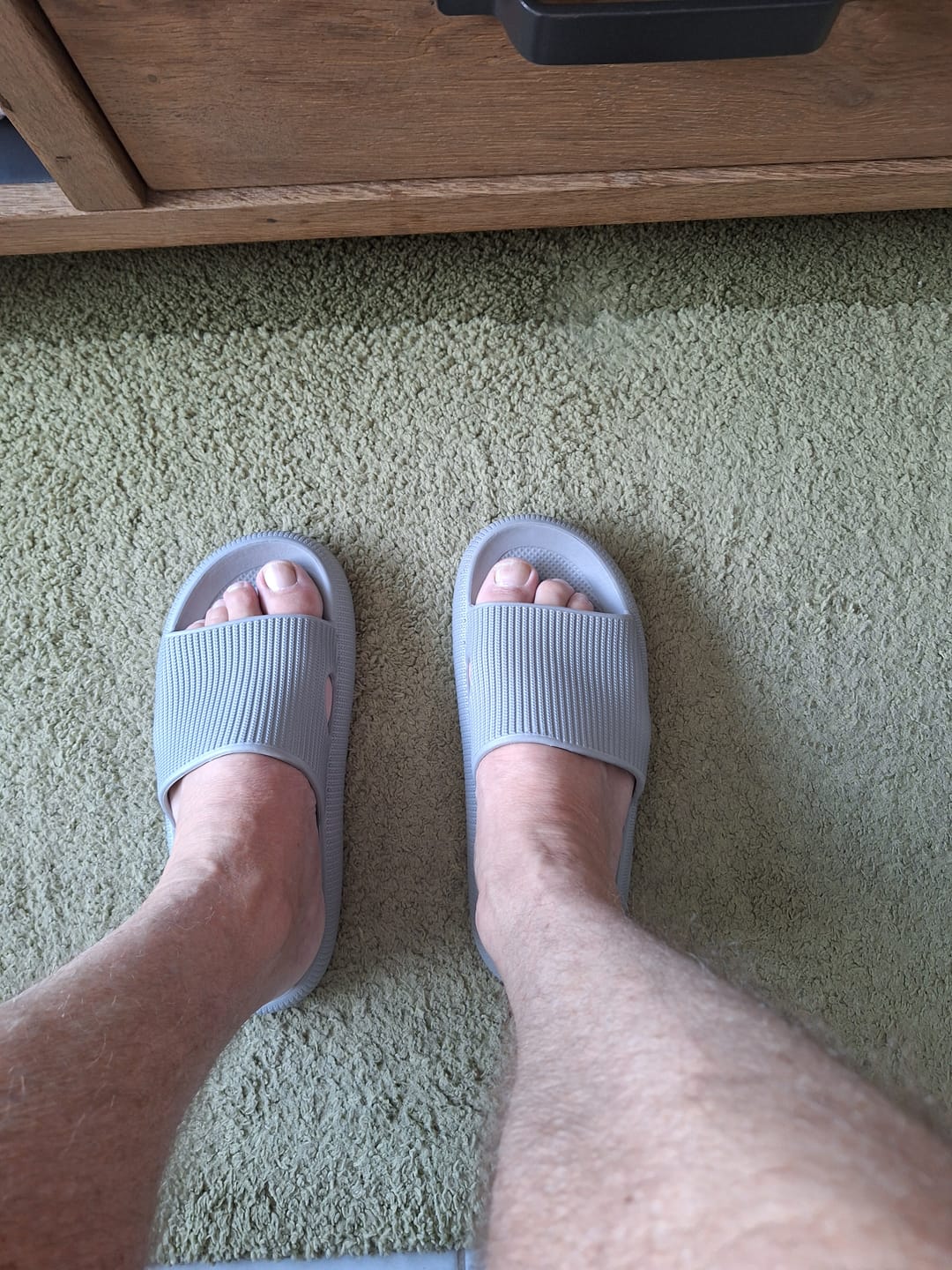 Customer photo review of HappyFlops Limited Editions