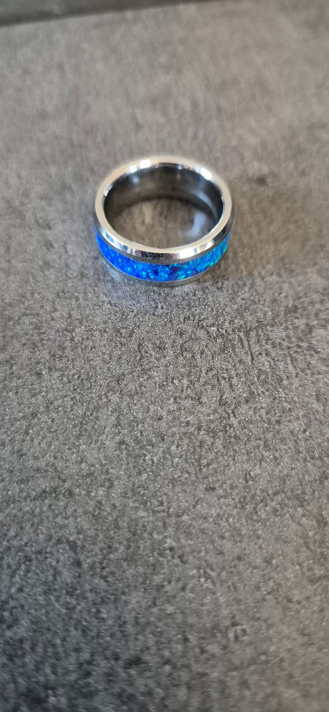 Customer photo review of Bague "La Belle Bleue" - Tungstène