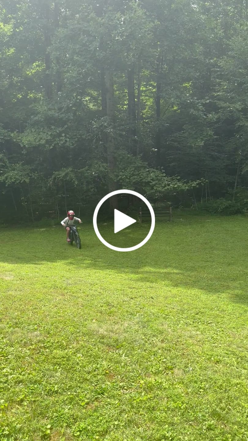 Customer video review of Eskute® NOVA X 4000W Electric Dirt Bike