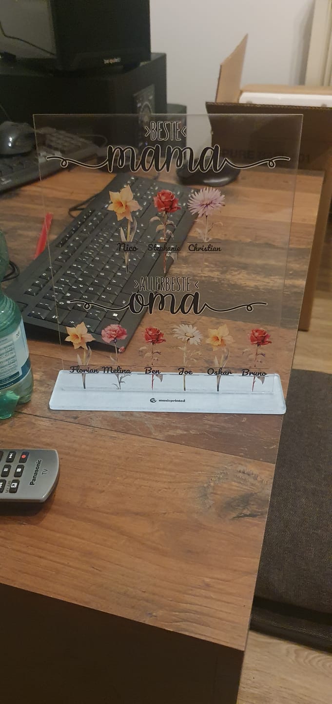 Customer photo review of Geburtstagsblumen Garten >Zuerst Mama Jetzt Oma< | Personalisiertes Acrylglas Muttertag