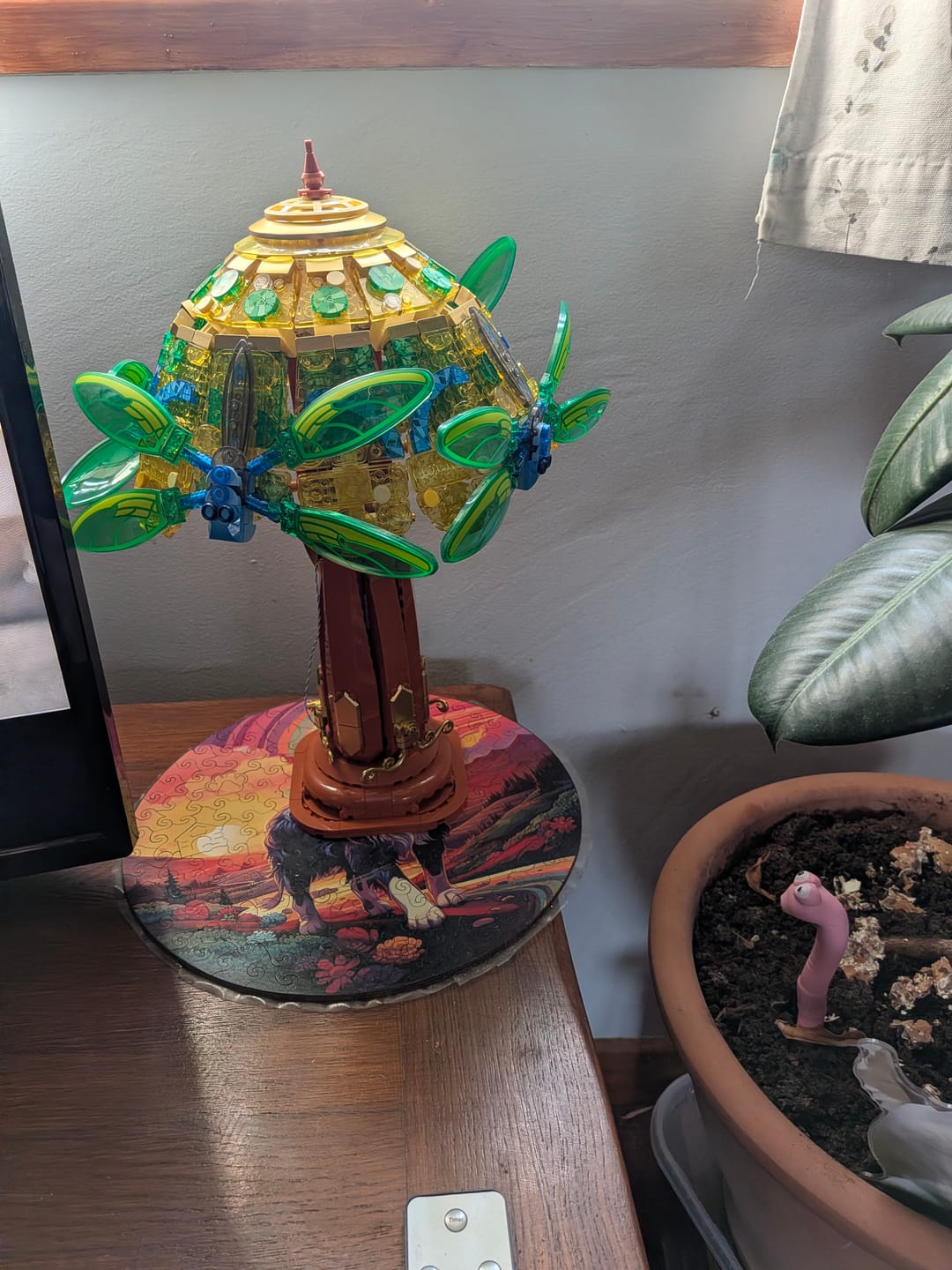 Customer photo review of Pantasy Stained Glass Table Lamp 85042