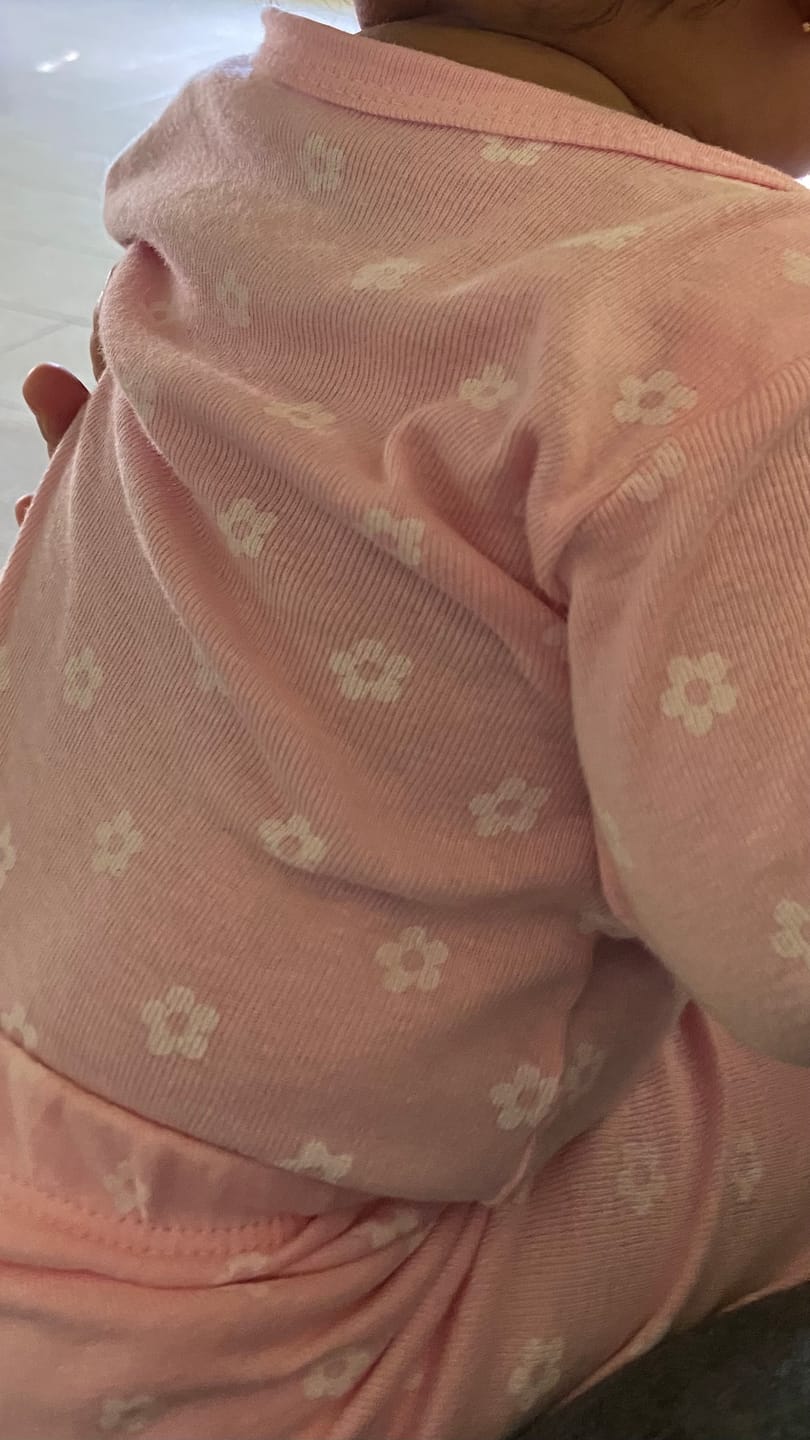 Customer photo review of Set 3 Piezas para Bebé Niña | Flores Delicadas
