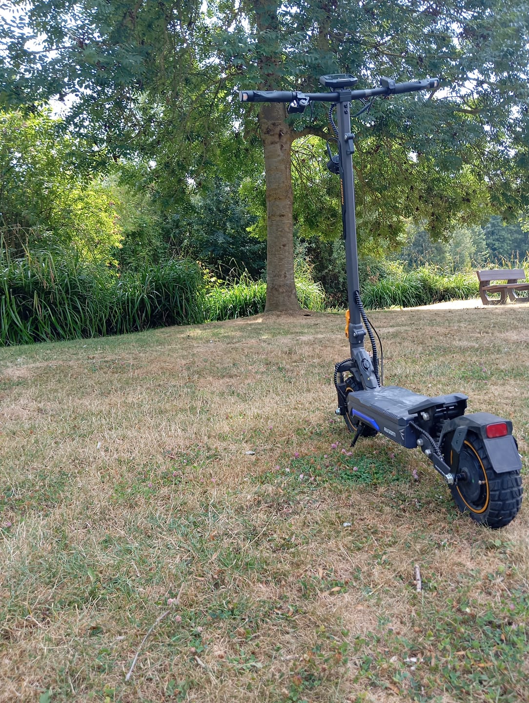 Customer photo review of Ausom K20 Pro Dual Trottinette Électrique