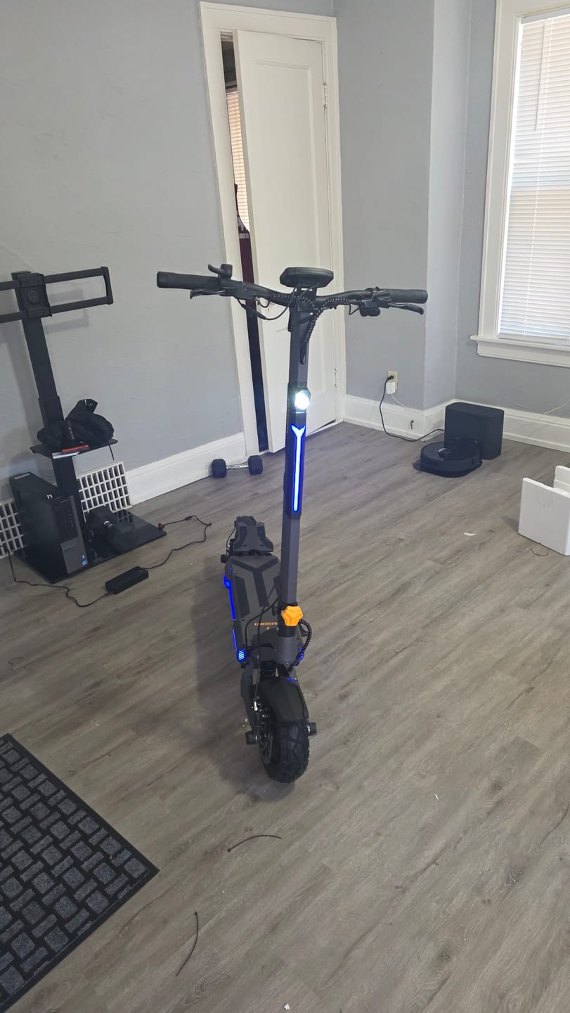 Customer photo review of Ausom DT2 Pro Electric Scooter