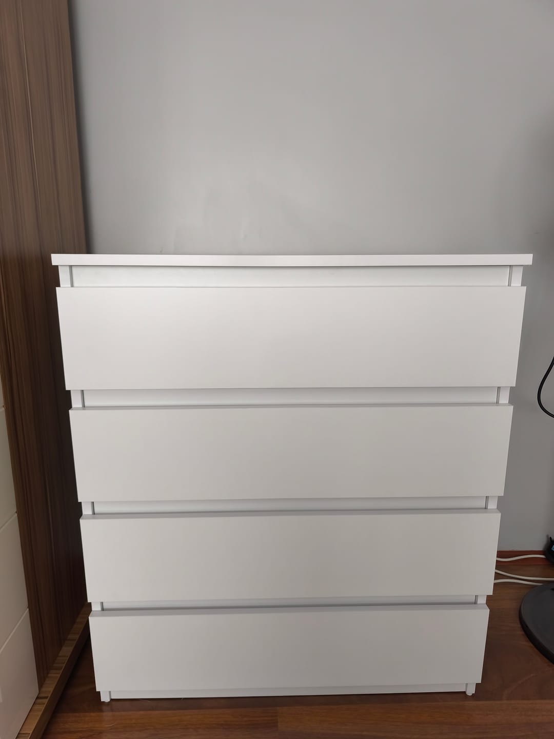 Customer photo review of Rani BE102 Şifonyer 4 Çekmeceli Yatak Odası Bebek Odası Beyaz 91 x 80 Cm
