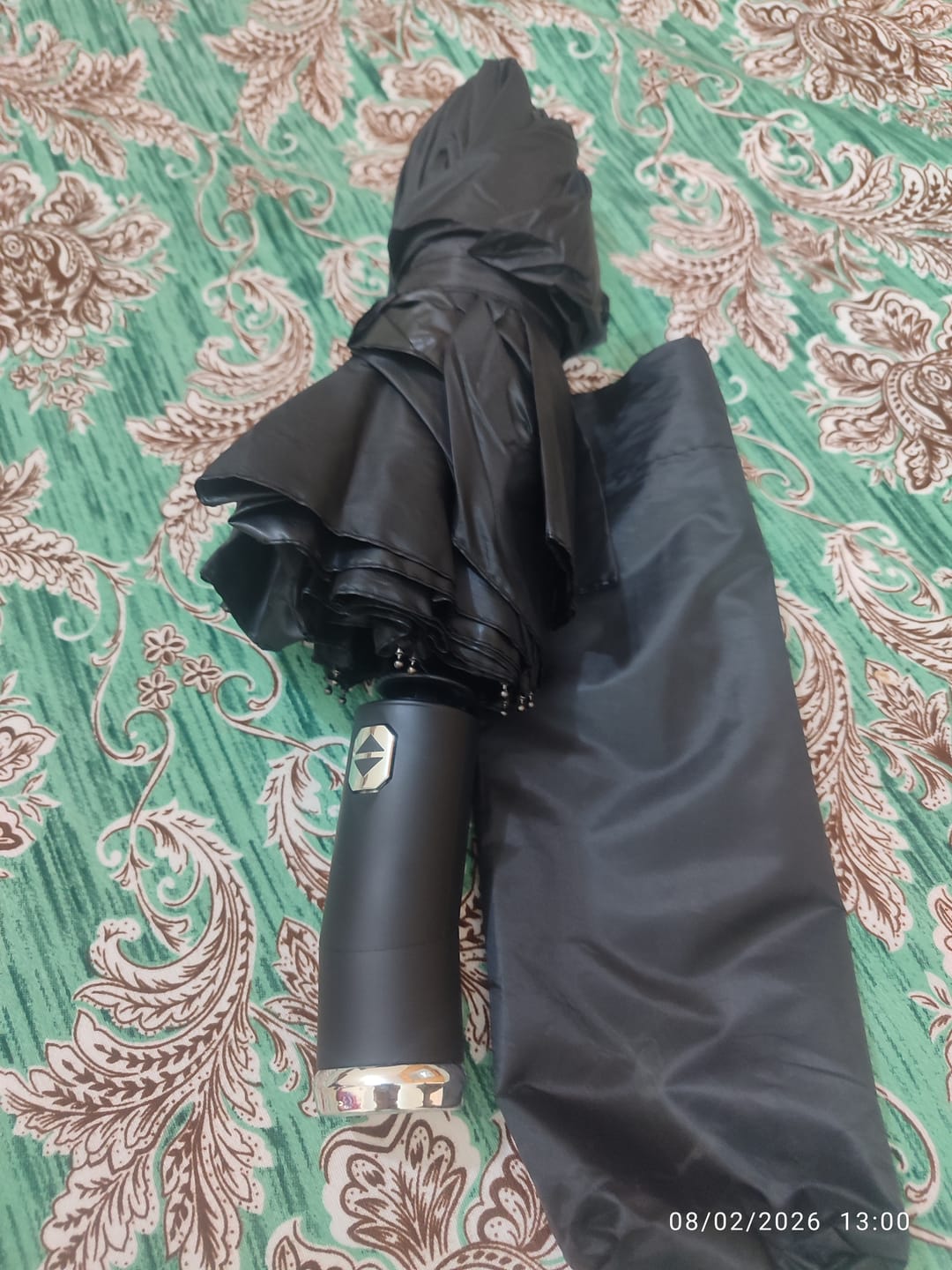 Customer photo review of UV Protected Umbrella with Torch - Unbreakable | Windproof | Waterproof