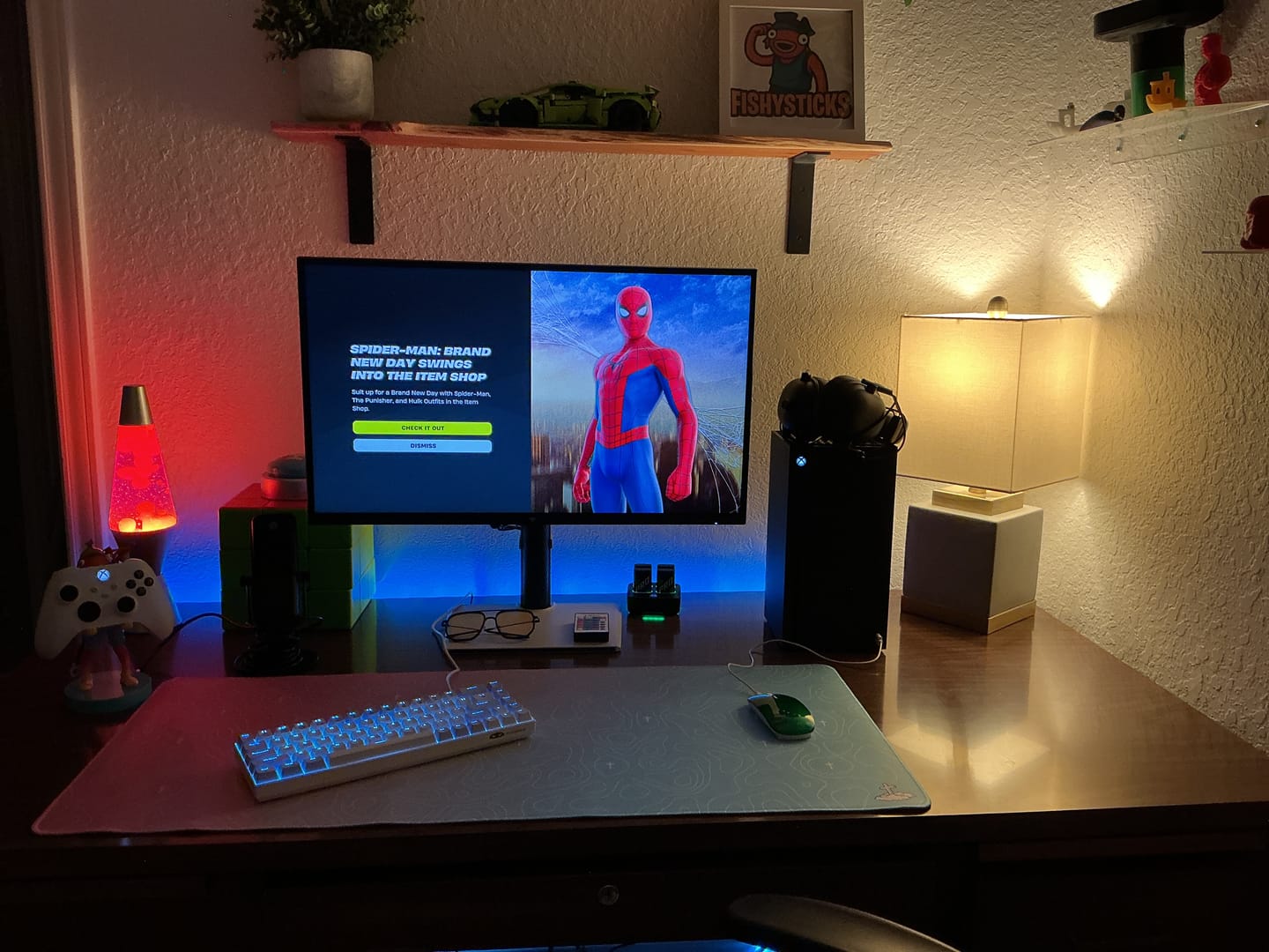 Customer photo review of Topo Miami Mousepad