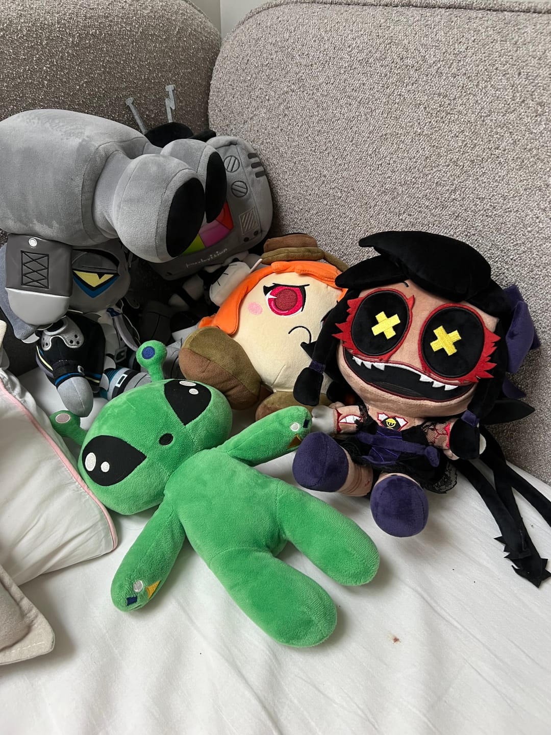Customer photo review of Cyn Plush